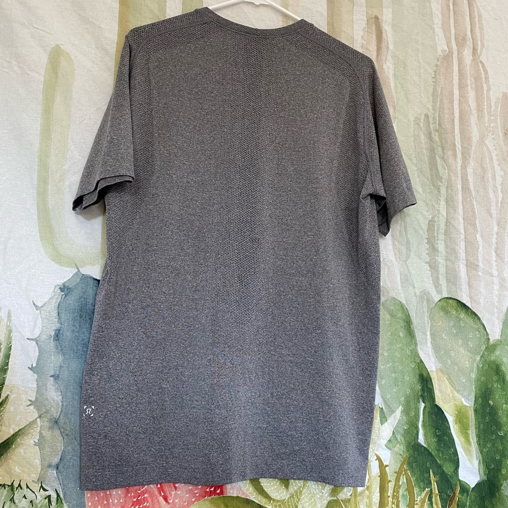 Lululemon Metal Vent T-Shirt
